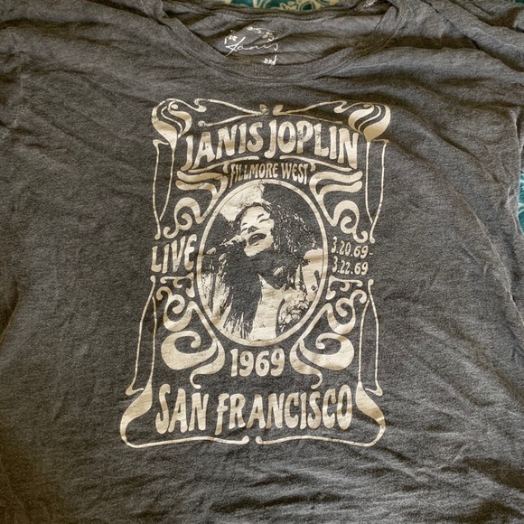 VS tee - Picture 2 of 2